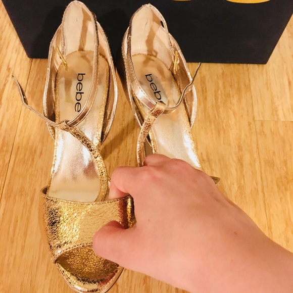 BEBE rose gold heels/ sandals - Picture 3 of 4